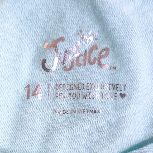 A Lot of 3 Girl's Tops, Youth Size 12 - 14 - Picture 8 of 11